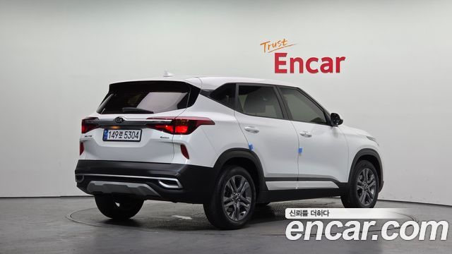 Kia Seltos из Кореи Encar