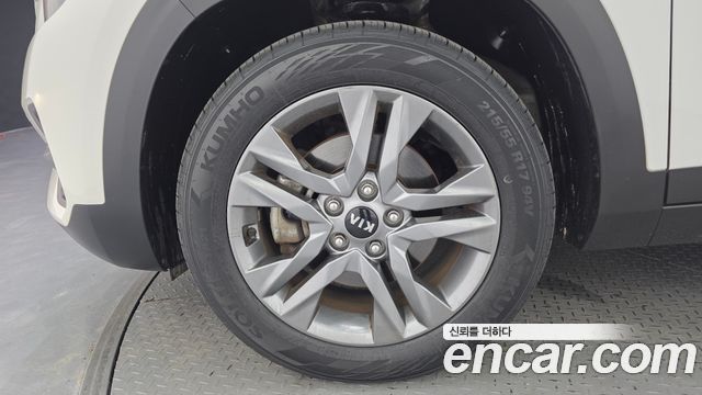 Kia Seltos из Кореи Encar
