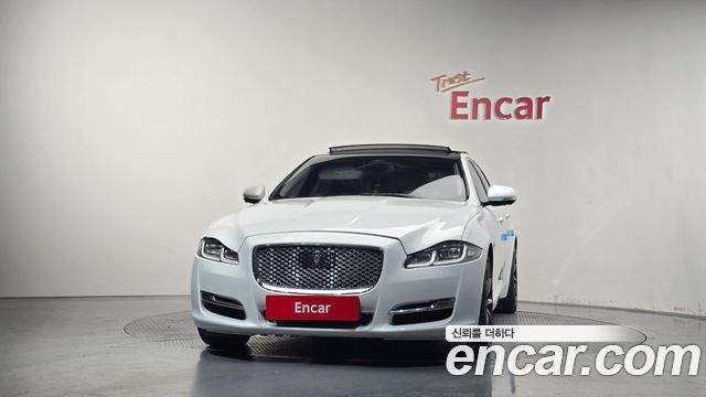 Jaguar XJ 3.0D Premium Luxury LWB X351 — пробег 116 546 км — фото 3 из 5
