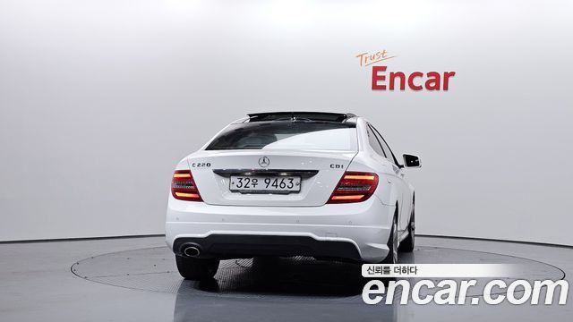 Mercedes-Benz C-Class из Кореи Encar