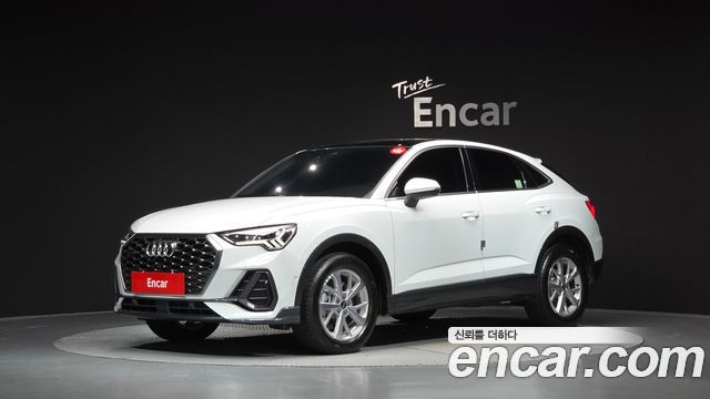 Audi Q3 40 TFSI Quatrro Sport Back — пробег 10 749 км — фото 1 из 5