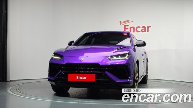 Lamborghini Urus из Кореи Encar
