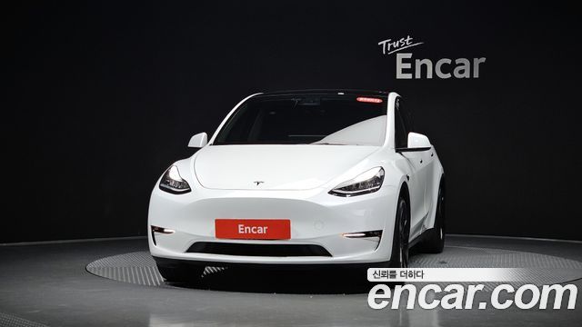 Tesla Model Y Long Range AWD — пробег 41 364 км — фото 3 из 5