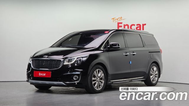 Kia Carnival Gasoline 9-seater Noblesse — пробег 76 743 км — фото 1 из 5