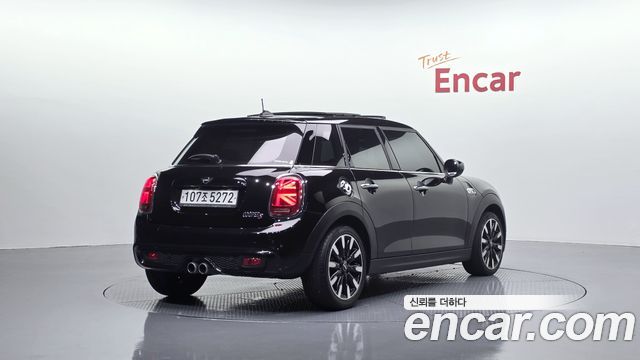 Mini Cooper из Кореи Encar
