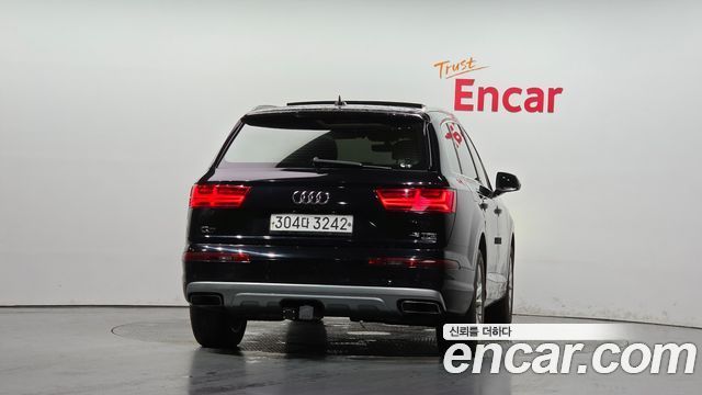 Audi Q7 из Кореи Encar