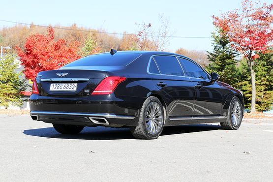 Genesis EQ900 3.3 T-GDI AWD Premiun Luxury — пробег 83 947 км — фото 2 из 5