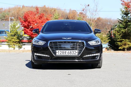 Genesis EQ900 3.3 T-GDI AWD Premiun Luxury — пробег 83 947 км — фото 3 из 5