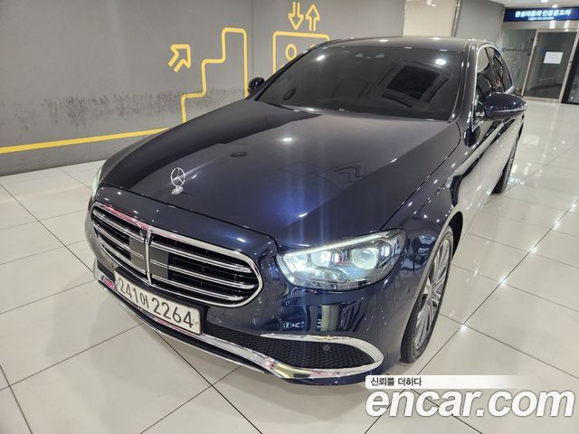 Mercedes-Benz E-Class E300e 4MATIC Exclusive — пробег 48 330 км — фото 1 из 5