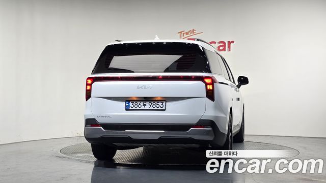 Kia Carnival Gasoline 9-Seater Prestige — пробег 24 179 км — фото 4 из 5