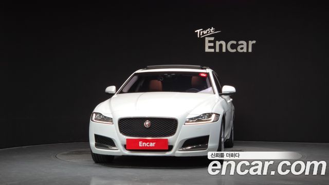 Jaguar XF 20d Portfolio — пробег 87 734 км — фото 3 из 5