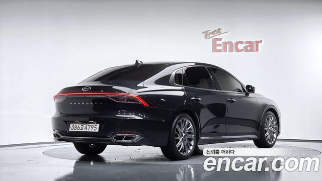 Hyundai Grandeur из Кореи Encar
