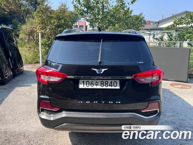 Ssangyong Rexton Diesel 2.2 4WD Heritage Special — пробег 106 508 км — фото 3 из 5