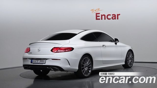 Mercedes-Benz C-Class из Кореи Encar