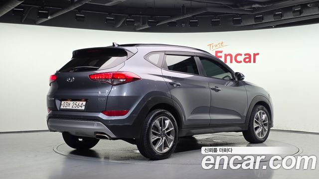 Hyundai Tucson Diesel 1.7 2WD Premium — пробег 179 498 км — фото 2 из 5