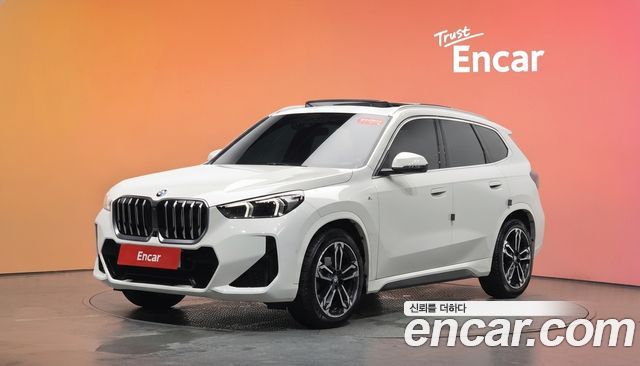 BMW X1 xDrive 20i M Sport — пробег 53 719 км — фото 1 из 5
