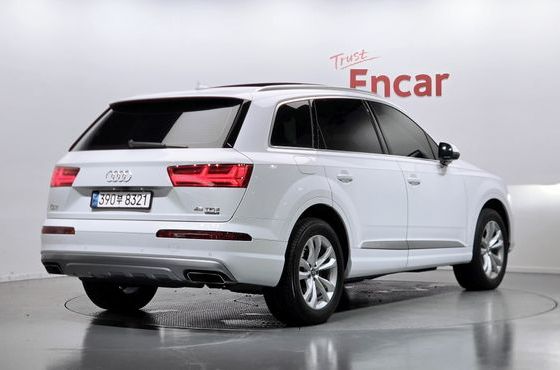 Audi Q7 45 TFSI Quattro — пробег 135 786 км — фото 2 из 5