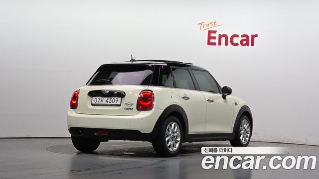 Mini Cooper из Кореи Encar