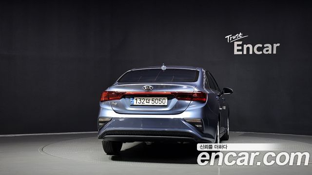 Kia K3 из Кореи Encar