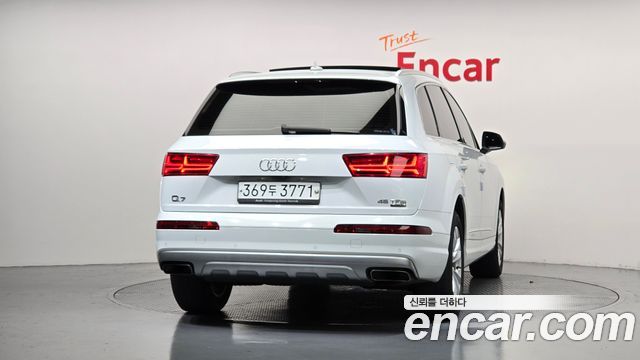 Audi Q7 45 TFSI Quattro — пробег 110 237 км — фото 4 из 5