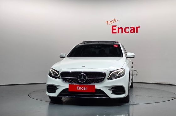Mercedes-Benz E-Class E350 4MATIC AMG Line — пробег 85 456 км — фото 3 из 5