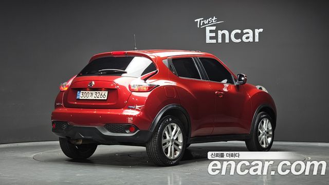 Nissan Juke 1.6 SV F15 — пробег 76 949 км — фото 2 из 5