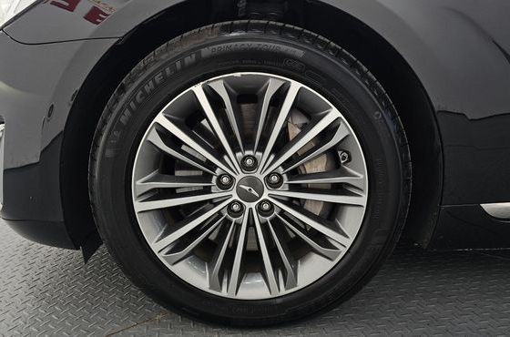 Genesis EQ900 3.8 GDI AWD Premium Luxury — пробег 168 223 км — фото 5 из 5