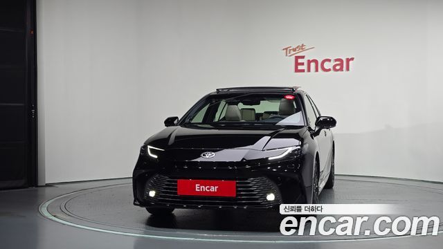 Toyota Camry 2.5 XLE Premium Hybrid — пробег 21 км — фото 3 из 5