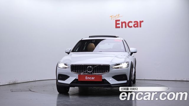 Volvo V60 из Кореи Encar
