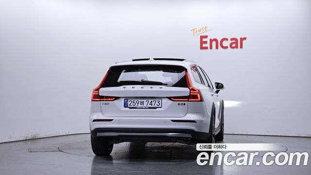 Volvo V60 из Кореи Encar