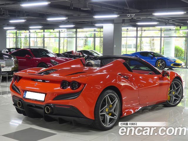 Ferrari F8 3.9 V8 — пробег 1 600 км — фото 4 из 5