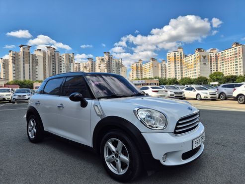 Mini Countryman SE 1st — пробег 118 956 км — фото 1 из 5