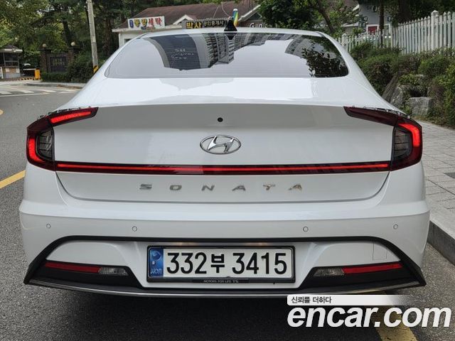 Hyundai Sonata 2.0 LPG Premium — пробег 15 951 км — фото 4 из 5