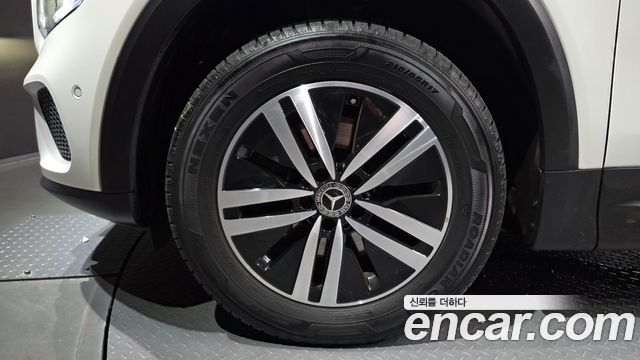 Mercedes-Benz GLB-Class из Кореи Encar