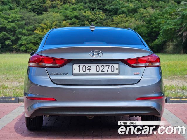 Hyundai AVANTE из Кореи Encar