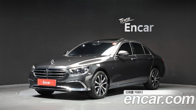 Mercedes-Benz E-Class E300e 4MATIC Exclusive — пробег 93 018 км — фото 1 из 5