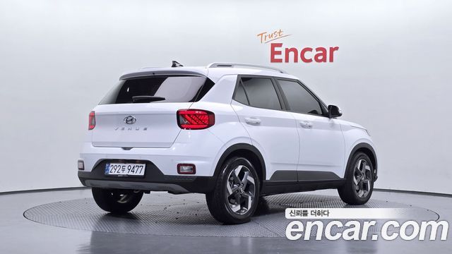 Hyundai Venue из Кореи Encar