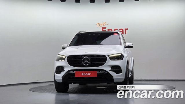 Mercedes-Benz GLE-Class GLE300d 4MATIC — пробег 102 612 км — фото 3 из 5