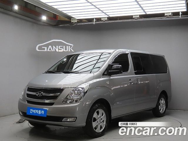 Hyundai Starex 4WD 12-Seater Wagon CVX Luxury — пробег 121 727 км — фото 2 из 5