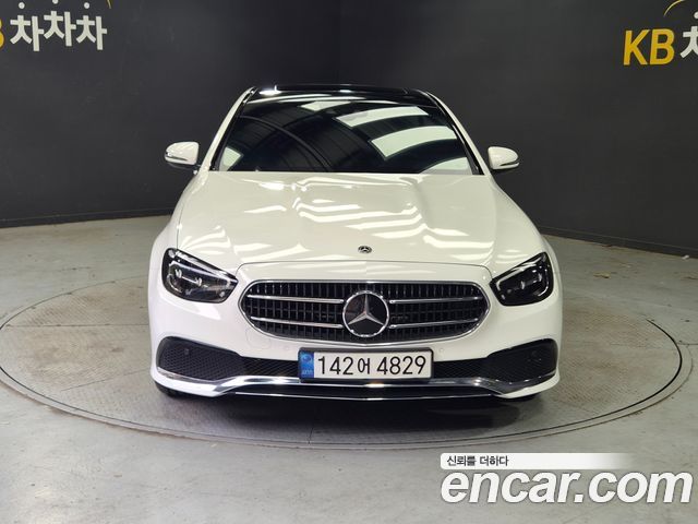 Mercedes-Benz E-Class E250 Avantgarde — пробег 55 000 км — фото 3 из 5