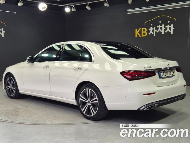 Mercedes-Benz E-Class E250 Avantgarde — пробег 55 000 км — фото 5 из 5