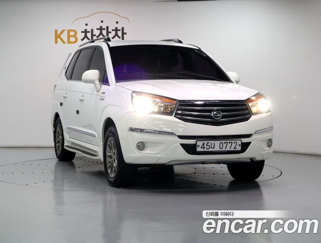 Ssangyong KORANDO 4WD Extreme 9-seater — пробег 187 411 км — фото 2 из 5
