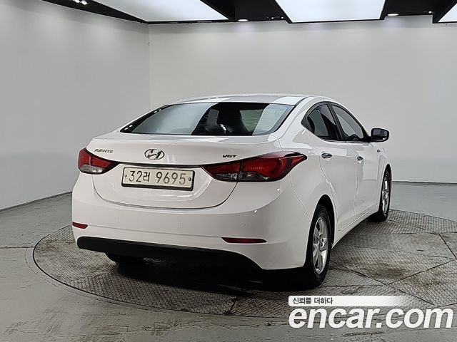 Hyundai AVANTE 1.6 VGT Smart Standard — пробег 124 858 км — фото 4 из 5