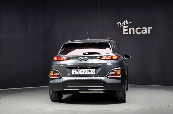 Hyundai Kona Premium Special — пробег 67 833 км — фото 4 из 5