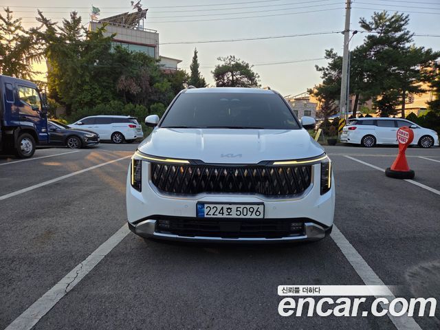 Kia Carnival HEV 9seater Nobless — пробег 39 577 км — фото 1 из 5