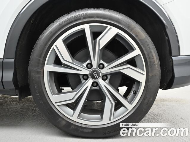 Audi Q4 e-tron 40 Premium Sportback — пробег 28 258 км — фото 5 из 5