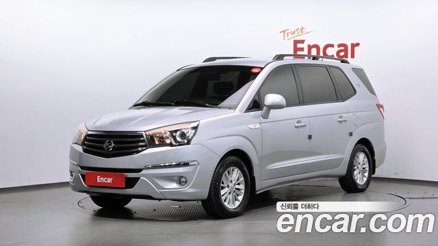 Ssangyong KORANDO 2WD GT 11-seater — пробег 84 869 км — фото 1 из 5