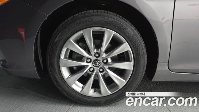 Toyota Camry из Кореи Encar