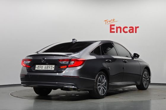 Honda Accord 2.0 Hybrid EX-L — пробег 192 716 км — фото 2 из 5