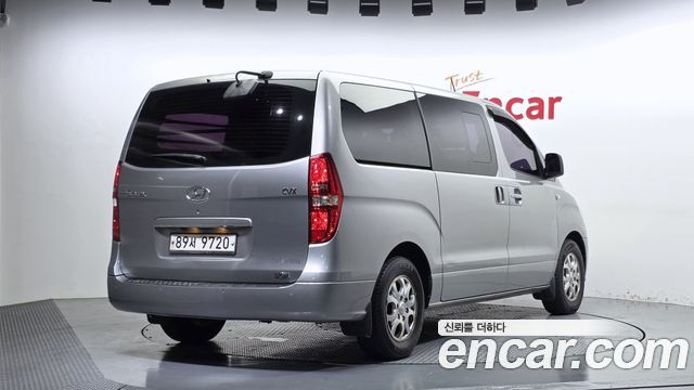 Hyundai Starex 5-Seater VAN CVX Premium — пробег 236 074 км — фото 2 из 5
